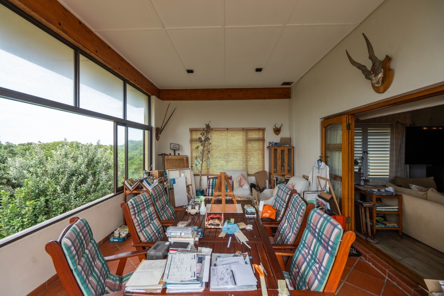 7 Bedroom Property for Sale in West Beach Eastern Cape